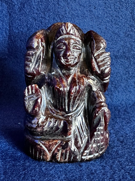 Gomed –– Sri Lakshmi (Energised and Blessed)