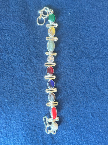 Navaratna 1 –– Bracelet