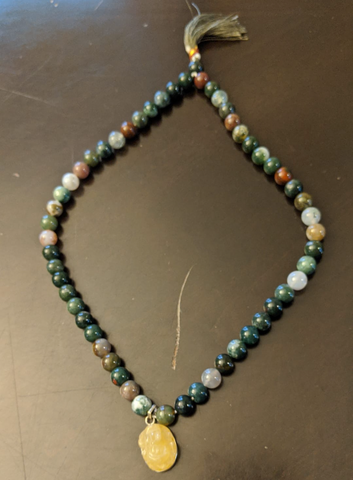 GREEN AGATE JAPAMALA WITH YELLOW JADE PENDANT – 54 BEADS