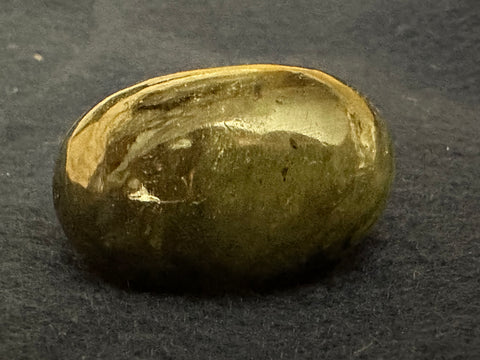 Bana-Linga – Labrodorite